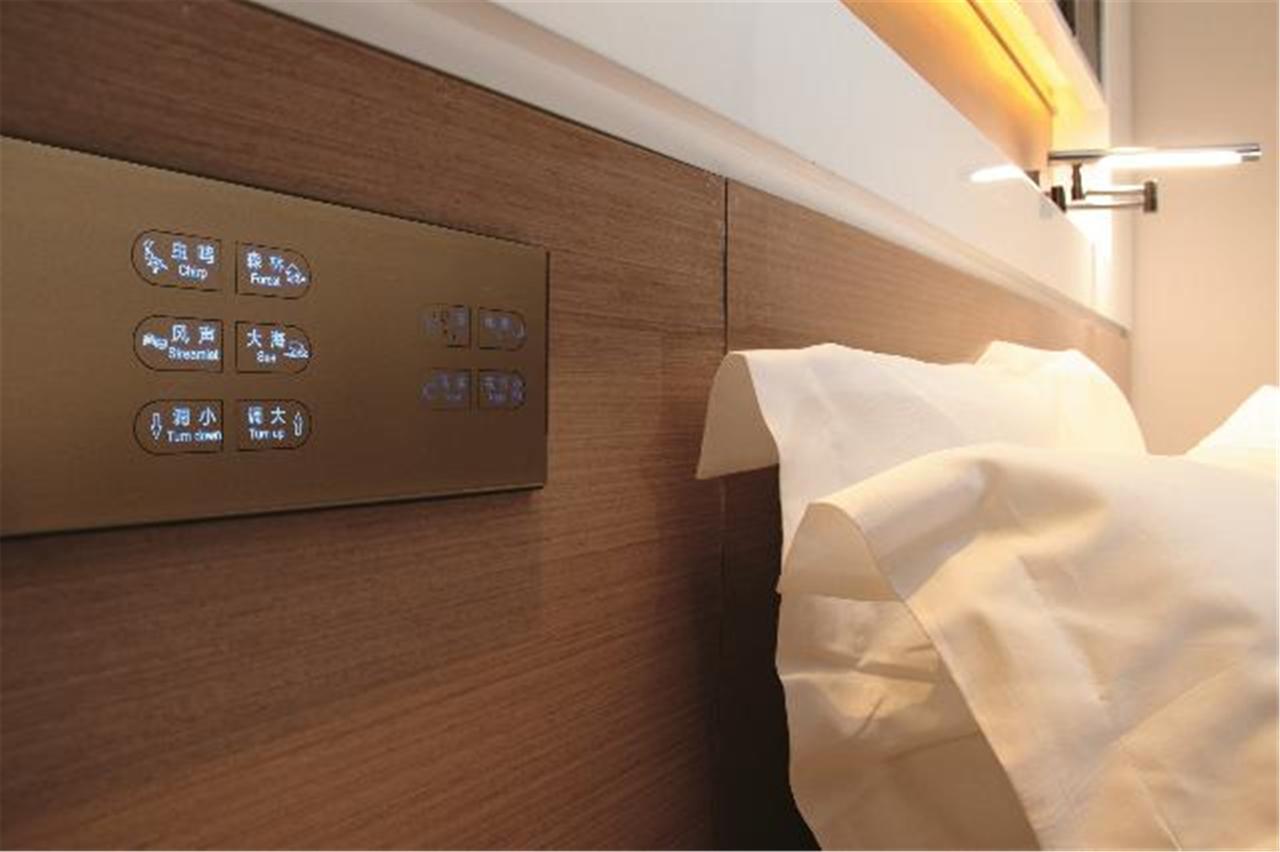 Lavande Hotel Baogang Avenue Guangbai Xinyi Branch Гуанчжоу Экстерьер фото