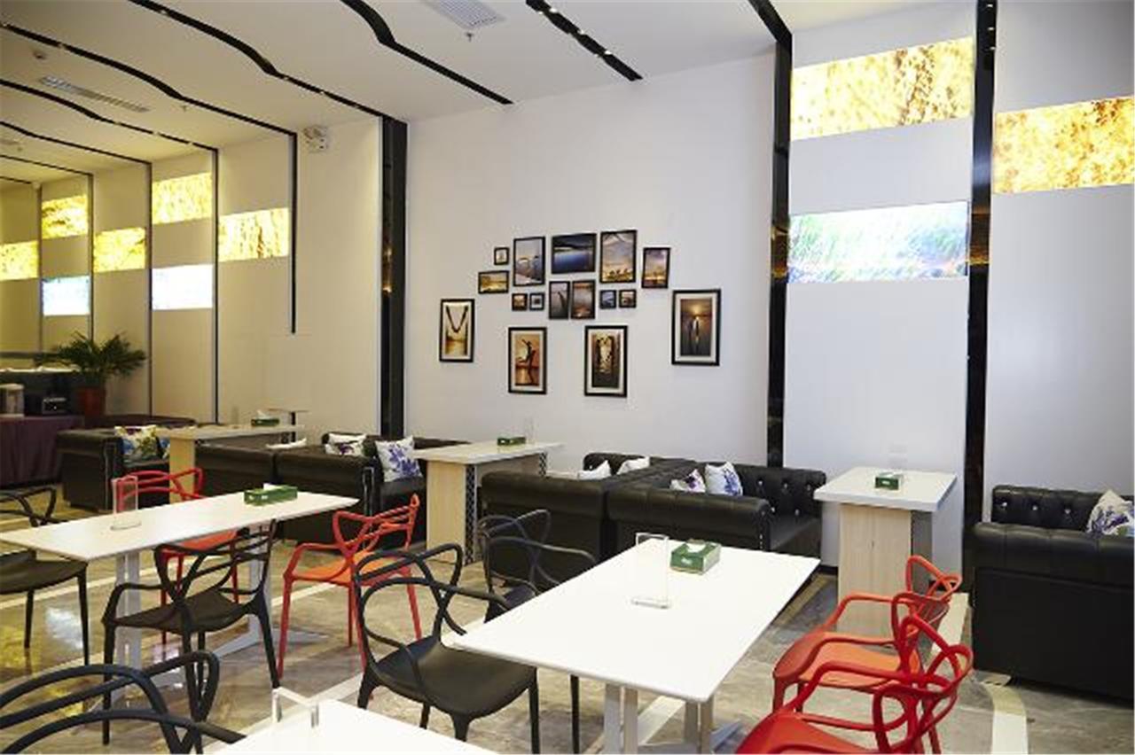 Lavande Hotel Baogang Avenue Guangbai Xinyi Branch Гуанчжоу Экстерьер фото