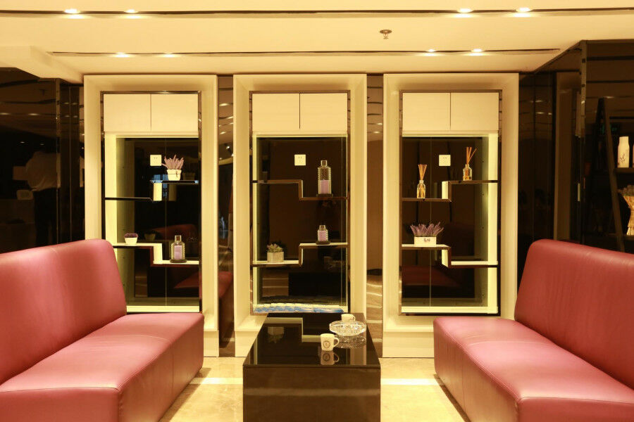 Lavande Hotel Baogang Avenue Guangbai Xinyi Branch Гуанчжоу Экстерьер фото